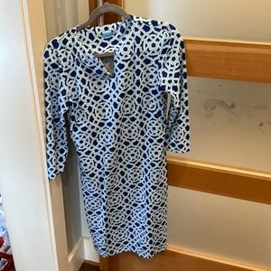 Classic J McLaughlin dress- barely worn. Stretchy, comfortable material.